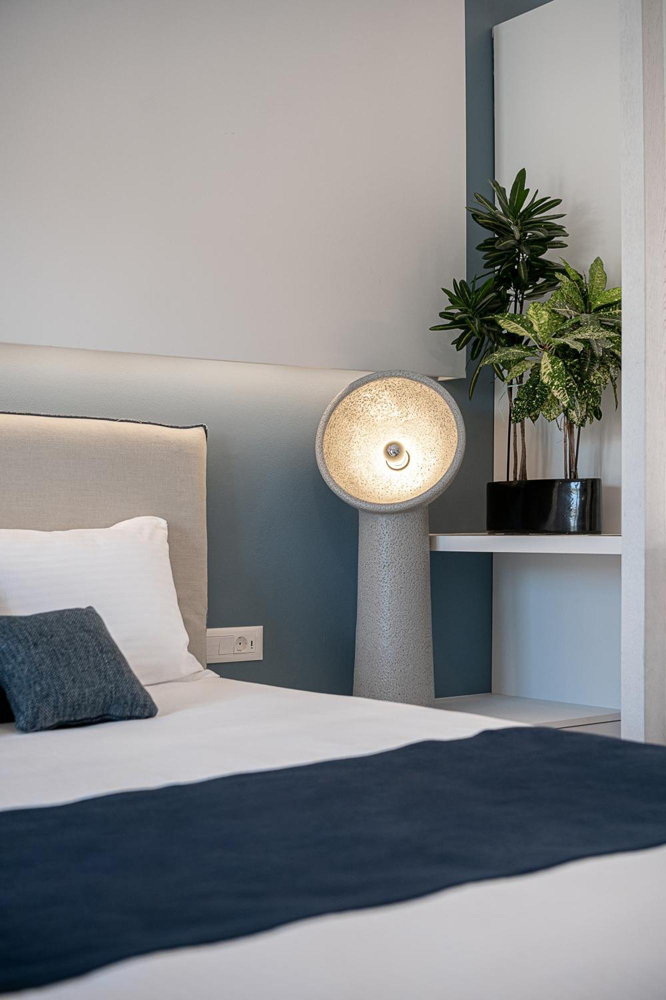 Elena Seafront Luxury Apartments อัลมีรีดา ภายนอก รูปภาพ